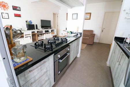 Apartamento à venda com 75m², 2 quartos e 2 vagasCozinha