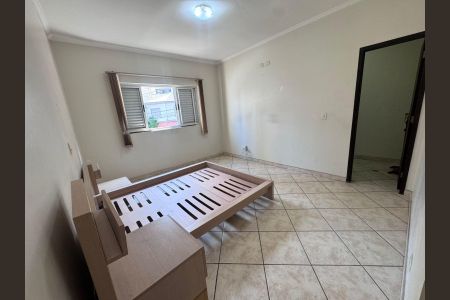 Casa à venda com 270m², 3 quartos e 2 vagasQuarto