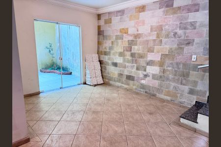 Sala de casa à venda com 3 quartos, 270m² em Vila Prudente, São Paulo