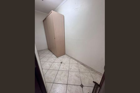 Casa à venda com 270m², 3 quartos e 2 vagasQuarto