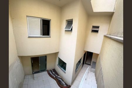 Casa à venda com 270m², 3 quartos e 2 vagasÁrea externa