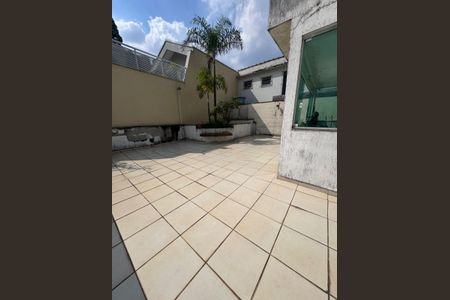 Casa à venda com 270m², 3 quartos e 2 vagasÁrea externa