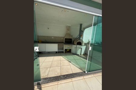 Casa à venda com 270m², 3 quartos e 2 vagasÁrea externa