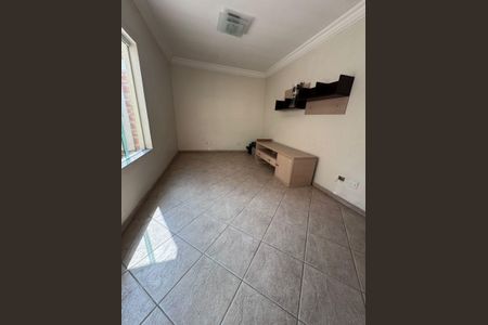 Sala de casa à venda com 3 quartos, 270m² em Vila Prudente, São Paulo