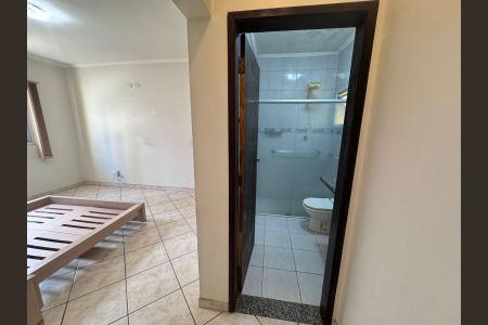 Casa à venda com 270m², 3 quartos e 2 vagasBanheiro