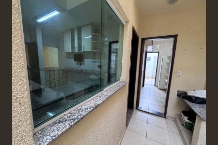 Casa à venda com 270m², 3 quartos e 2 vagasÁrea de serviço
