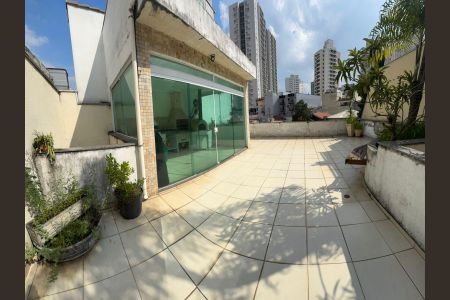 Casa à venda com 270m², 3 quartos e 2 vagasÁrea externa