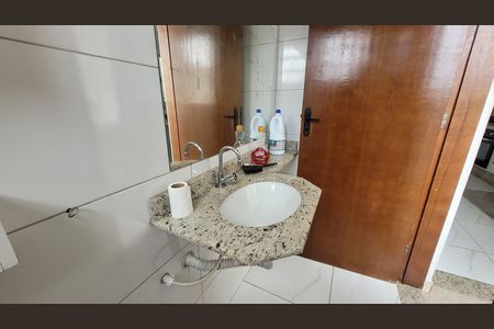 Casa para alugar com 94m², 2 quartos e 2 vagas Casa para alugar com 94m², 2 quartos e 2 vagasLavabo