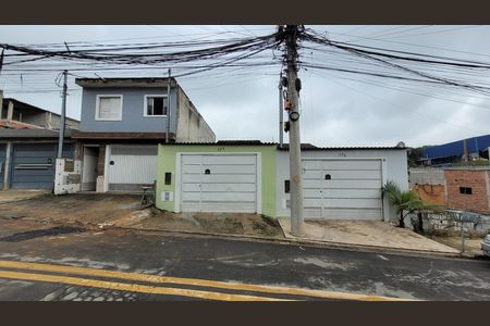 Casa para alugar com 94m², 2 quartos e 2 vagas