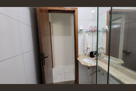 Casa para alugar com 94m², 2 quartos e 2 vagas Casa para alugar com 94m², 2 quartos e 2 vagasBanheiro
