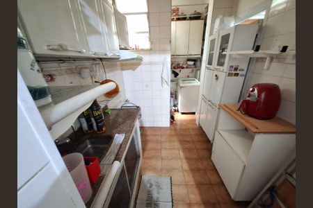 Apartamento à venda com 50m², 2 quartos e sem vagaCozinha e Área de Serviço