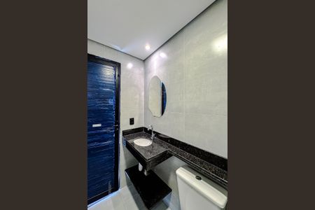 Apartamento para alugar com 38m², 2 quartos e sem vaga Apartamento para alugar com 38m², 2 quartos e sem vagaBanheiro