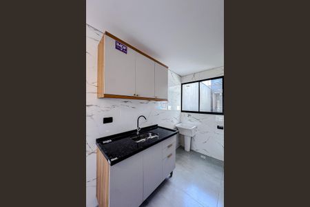 Apartamento para alugar com 38m², 2 quartos e sem vaga Apartamento para alugar com 38m², 2 quartos e sem vagaCozinha e Área de Serviço