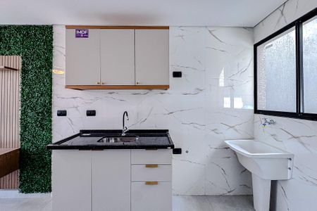 Apartamento para alugar com 38m², 2 quartos e sem vaga Apartamento para alugar com 38m², 2 quartos e sem vagaCozinha e Área de Serviço