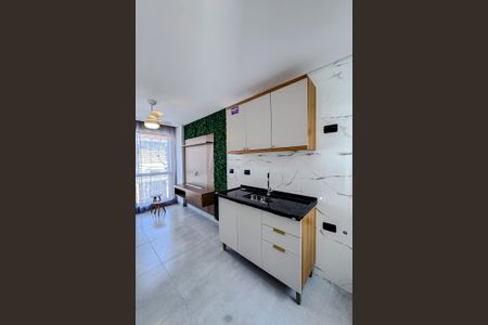 Apartamento para alugar com 38m², 2 quartos e sem vaga Apartamento para alugar com 38m², 2 quartos e sem vagaCozinha e Área de Serviço