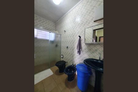 Casa à venda com 268m², 3 quartos e 4 vagasBanheiro
