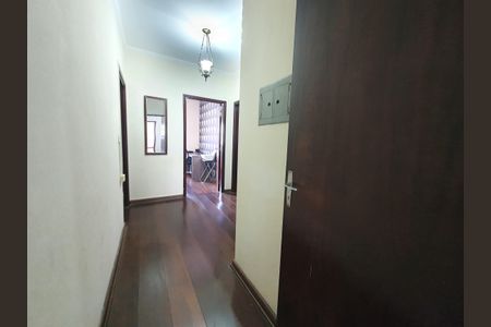 Casa à venda com 268m², 3 quartos e 4 vagasCirculação