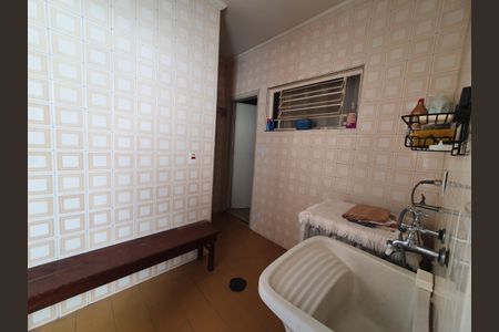 Casa à venda com 268m², 3 quartos e 4 vagasÁrea de serviço