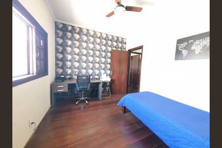 Casa à venda com 268m², 3 quartos e 4 vagasQuarto