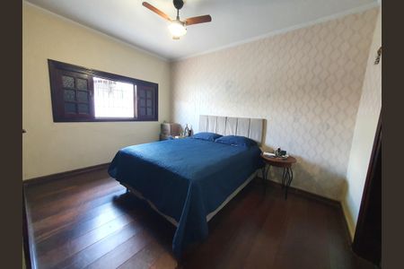 Casa à venda com 268m², 3 quartos e 4 vagasQuarto