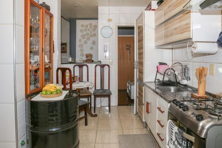 Apartamento à venda com 174m², 2 quartos e 1 vagaCozinha e Área de Serviço