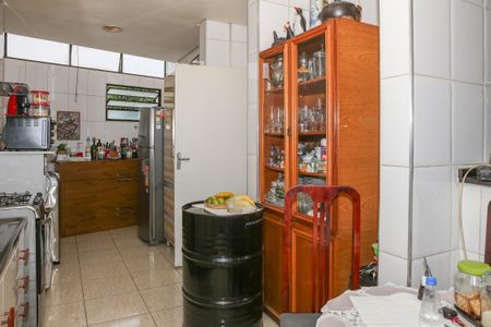 Apartamento à venda com 174m², 2 quartos e 1 vagaCozinha e Área de Serviço