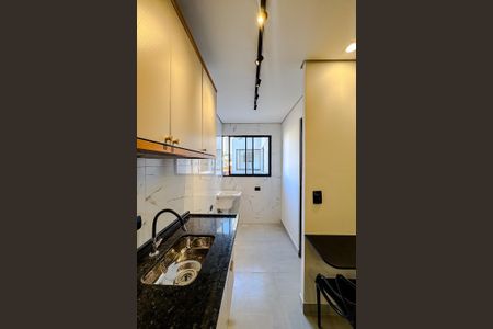 Apartamento para alugar com 32m², 2 quartos e sem vaga Apartamento para alugar com 32m², 2 quartos e sem vagaCozinha e Área de Serviço