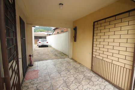 Casa à venda com 208m², 4 quartos e 2 vagas Casa à venda com 208m², 4 quartos e 2 vagasQuintal