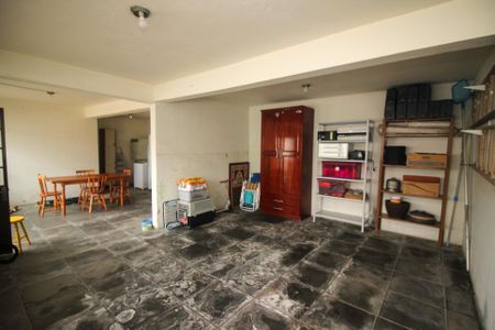 Casa à venda com 208m², 4 quartos e 2 vagas Casa à venda com 208m², 4 quartos e 2 vagasGaragem