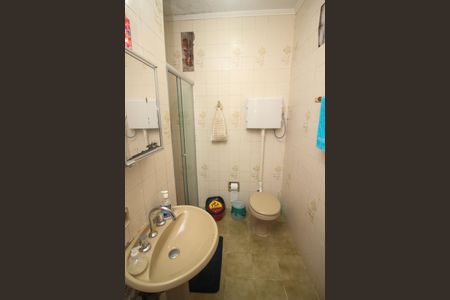 Casa à venda com 208m², 4 quartos e 2 vagas Casa à venda com 208m², 4 quartos e 2 vagasBanheiro 1