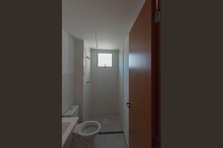 Apartamento à venda com 43m², 2 quartos e 1 vaga Apartamento à venda com 43m², 2 quartos e 1 vagaBanheiro