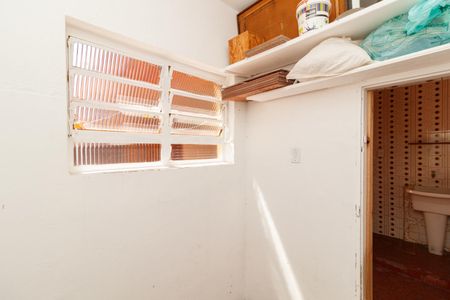 Casa à venda com 130m², 2 quartos e 1 vaga Casa à venda com 130m², 2 quartos e 1 vagaQuarto de Serviço