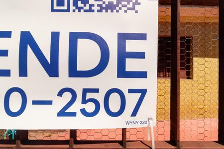 Casa à venda com 130m², 2 quartos e 1 vaga