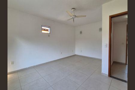 Casa de condomínio para alugar com 182m², 4 quartos e 3 vagas Casa de condomínio para alugar com 182m², 4 quartos e 3 vagasSuíte 2