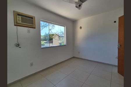 Casa de condomínio para alugar com 182m², 4 quartos e 3 vagas Casa de condomínio para alugar com 182m², 4 quartos e 3 vagasSuíte