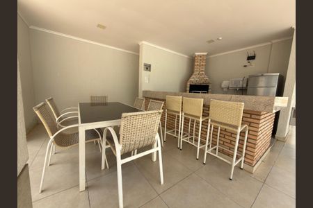 Apartamento para alugar com 58m², 2 quartos e 1 vagaÁrea comum - Churrasqueira