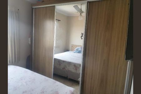 Apartamento à venda com 69m², 2 quartos e 1 vagaFoto 01