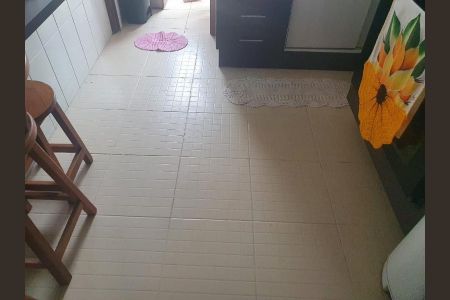 Apartamento à venda com 69m², 2 quartos e 1 vagaFoto 01