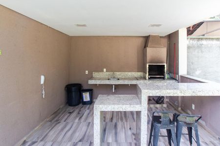 Apartamento para alugar com 43m², 2 quartos e 1 vagaÁrea comum - Churrasqueira