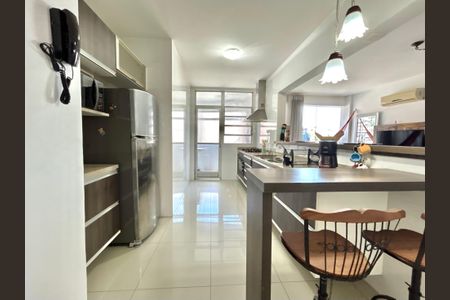 Apartamento para alugar com 70m², 2 quartos e 1 vagaCozinha 