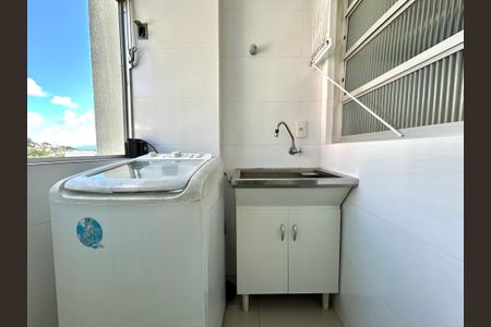 Apartamento para alugar com 70m², 2 quartos e 1 vagaÁrea de Serviço