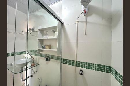 Apartamento para alugar com 70m², 2 quartos e 1 vagaBanheiro 