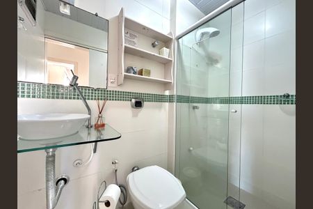 Apartamento para alugar com 70m², 2 quartos e 1 vagaBanheiro 