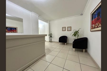 Apartamento para alugar com 70m², 2 quartos e 1 vagaHall de entrada