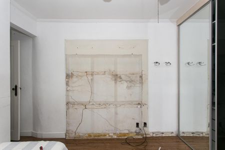 Casa à venda com 144m², 3 quartos e 3 vagasSuíte