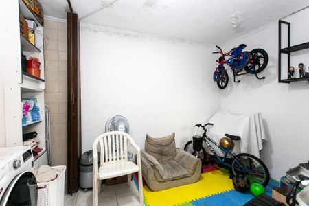 Casa à venda com 144m², 3 quartos e 3 vagasQuarto de Serviço