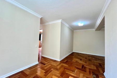 Apartamento para alugar com 109m², 2 quartos e 1 vaga Apartamento para alugar com 109m², 2 quartos e 1 vagaSala