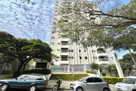 Apartamento para alugar com 109m², 2 quartos e 1 vaga Apartamento para alugar com 109m², 2 quartos e 1 vagaFachada
