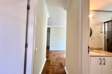 Apartamento para alugar com 109m², 2 quartos e 1 vaga Apartamento para alugar com 109m², 2 quartos e 1 vagaCorredor