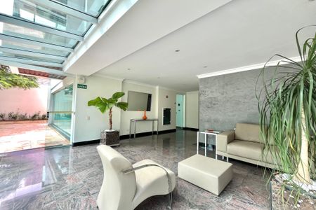 Apartamento para alugar com 109m², 2 quartos e 1 vaga Apartamento para alugar com 109m², 2 quartos e 1 vagaHall social